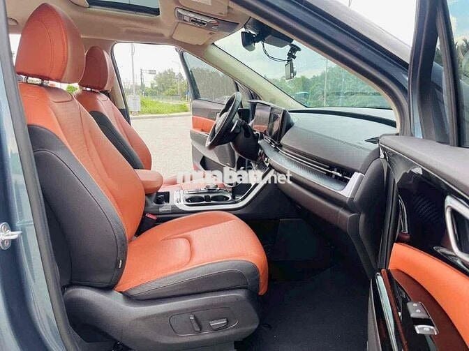 Kia Carnival Signature 2.2D 2020 - 25000 km