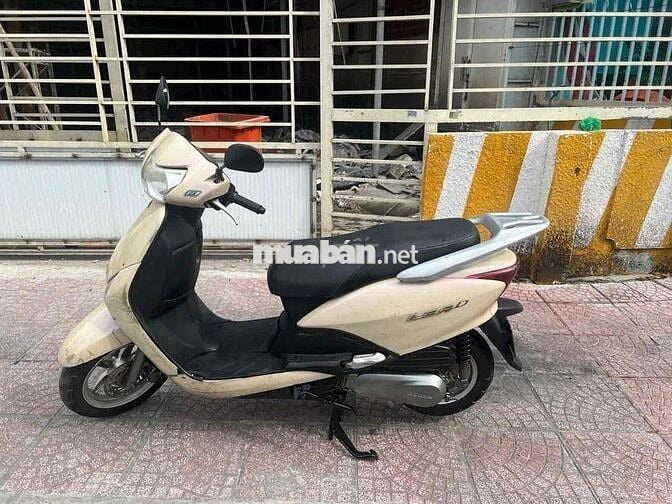 xe honda Lade binh xang phun Fi nhut doi 2012