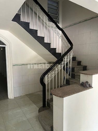Cần bán nhà mặt tiền Tạ Quang Bửu P5Q8