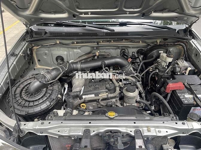 Toyota Fortuner 2015 2.7V 4x4 - 90000 km
