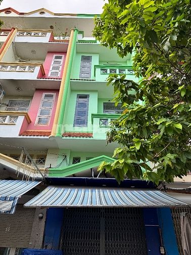 Cần bán nhà mặt tiền Tạ Quang Bửu P5Q8
