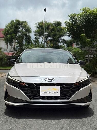 Hyundai Elantra 1.6 AT Đặc biệt Model 2023
