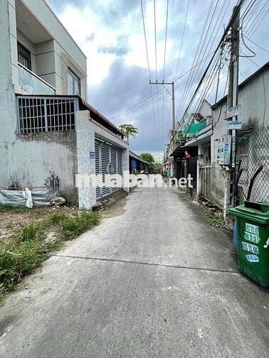 Đất gần chợ Tân Bình, sổ riêng, đường ô tô thông, xây tự do, 2822