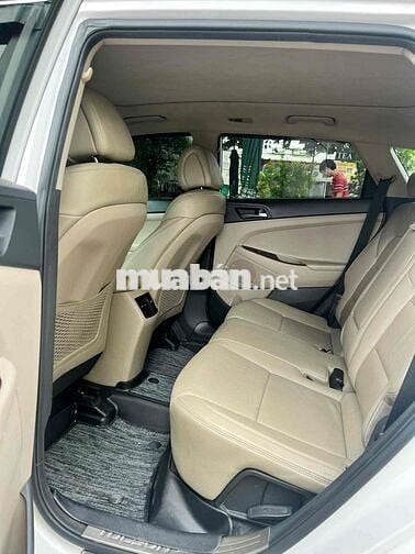 Hyundai Tucson 2018 2.0 AT Diesel Spec - 89000 km
