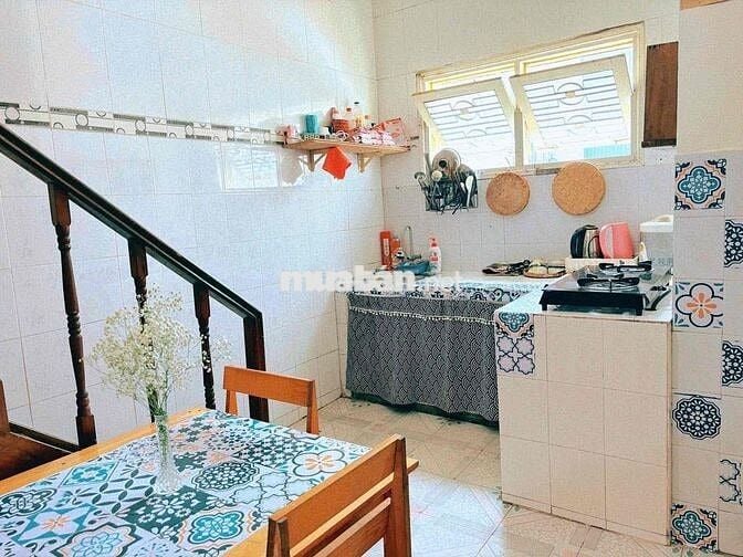 Cho thuê nhà nguyên căn 5 phòng ngủ