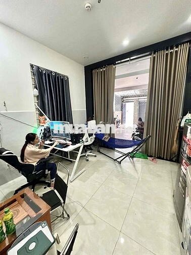 Căn Hộ Mini Tách Bếp phù hợp 4 người Trường NTT