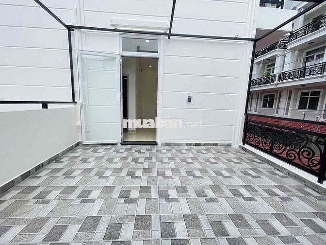 CHO THUÊ NHÀ MỚI 8x15 4TẦNG GẦN NGÃ TƯ BÌNH PHƯỚC,CHỢ ĐẦU MỐI THỦ ĐỨC