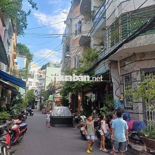 Bán nhà HXH 1/ đường Hàn Hải Nguyên thông ra 3 tháng 2, Quận 11