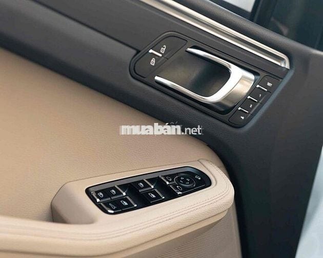 LONG ANH AUTO về PORSCHE MACAN model 2021 giá tốt