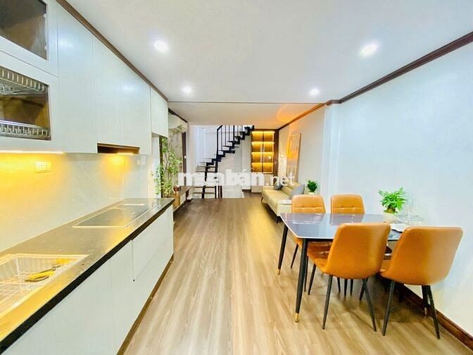 Mặt ngõ Thái Hà ,Đống Đa 30m2 6 tầng ngõ ô tô , full 25tr