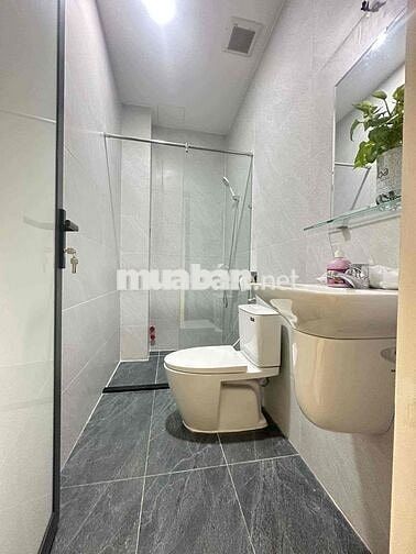 CHO THUÊ NHÀ QUANG TRUNG P10 HẺM XE TẢI