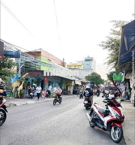 Bán Nhà 2 Tầng và 7ptro Thu nhập Ổn Định TTHC Dĩ An