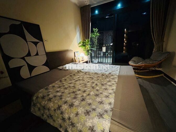 Mặt ngõ Thái Hà ,Đống Đa 30m2 6 tầng ngõ ô tô , full 25tr