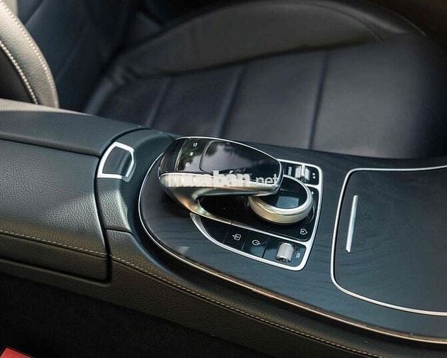 Mercedes E200 Sport - ĐKLĐ 2020 - Lên nhiều option