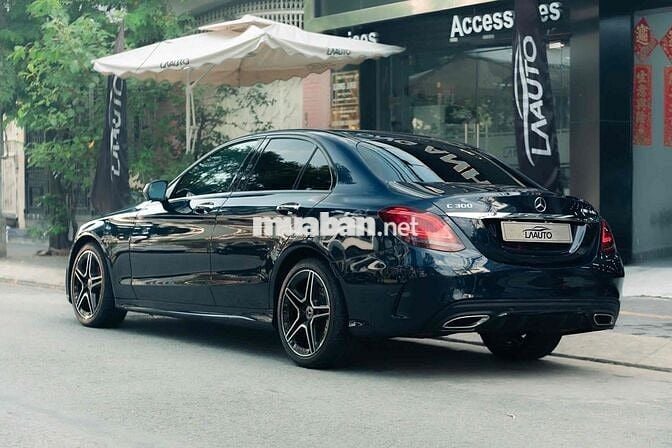 LONG ANH AUTO về MERCEDES C300 AMG 2019 giá tốt 👍