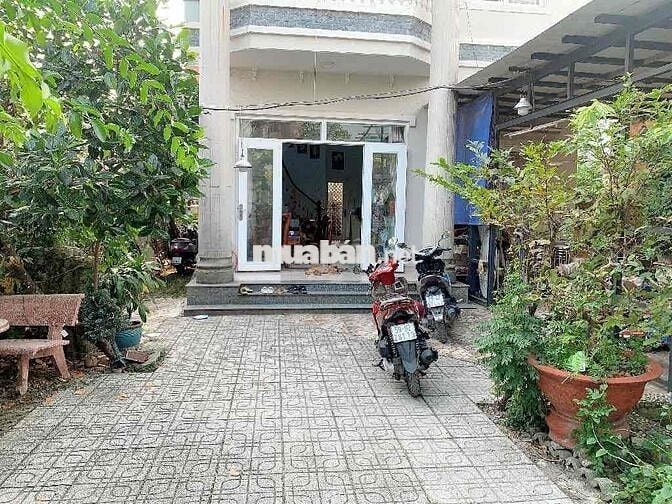 BIỆT THỰ SÂN VƯỜN, 200m2, VƯỜN LÀI, An Phú Đông vừa ở vừa đầu tư