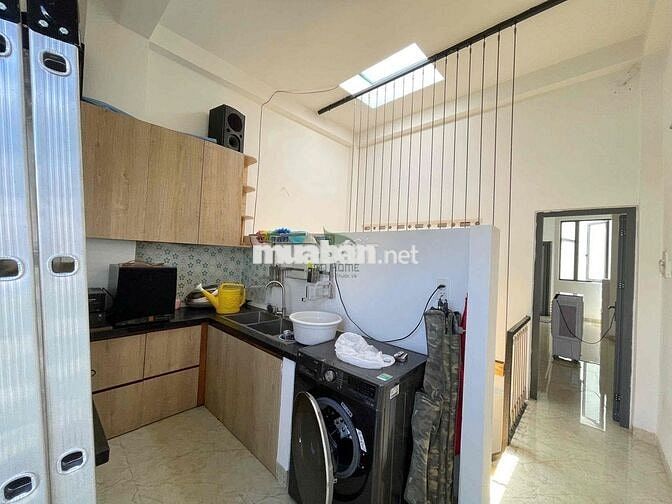 CHO THUÊ NHÀ KINH DOANH 3 PHÒNG NGỦ FULL NỘI THẤT MẶT ĐƯỜNG LÊ HỒNG PH
