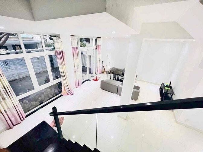 Cho thuê nhà đường Hà Thanh Tp Nha Trang