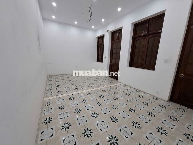 Cho thuê nhà nguyên căn 2 tầng tại Quốc lộ 1A, Thăng Bình