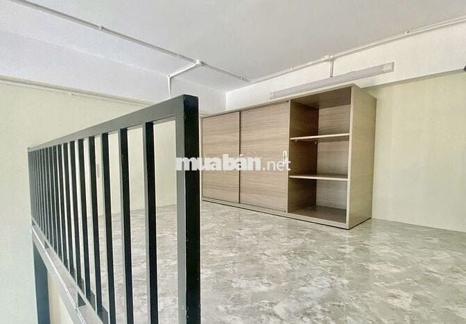 Duplex ban công 30m2 Âu Dương Lân quận 8