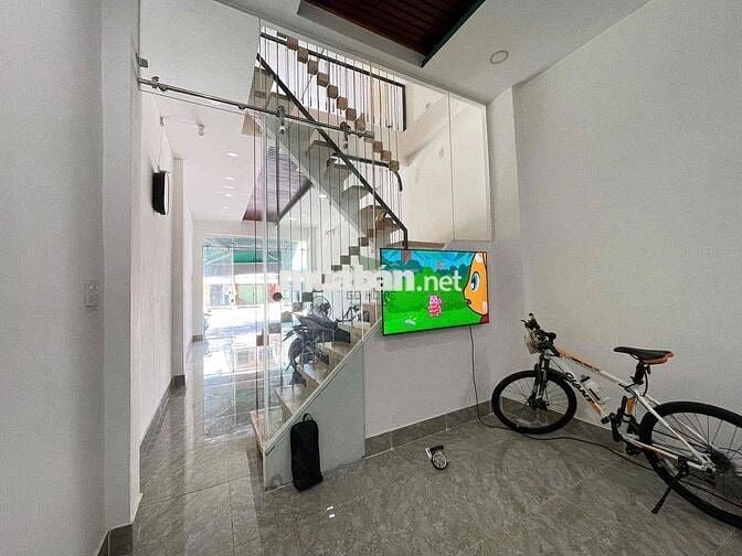 CHO THUÊ NHÀ KINH DOANH 3 PHÒNG NGỦ FULL NỘI THẤT MẶT ĐƯỜNG LÊ HỒNG PH