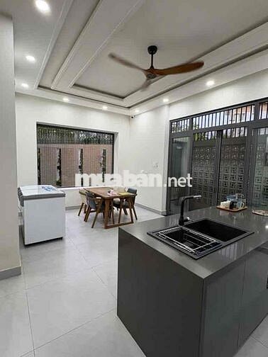 Biệt thự Lô gốc 2 mặt tiền P7, Q8 (9mx 16m) công nhận 305m2