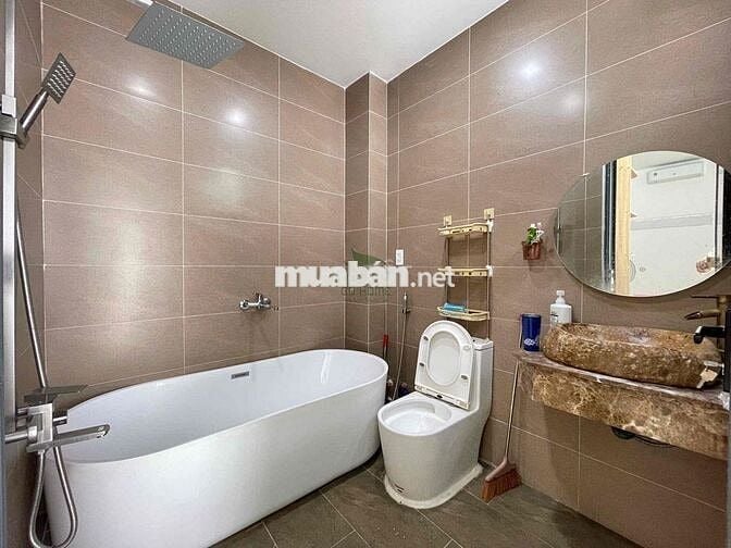 CHO THUÊ NHÀ KINH DOANH 3 PHÒNG NGỦ FULL NỘI THẤT MẶT ĐƯỜNG LÊ HỒNG PH