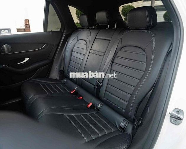 Mercedes GLC300 4Matic - ĐKLĐ 2020 - Trắng Đen