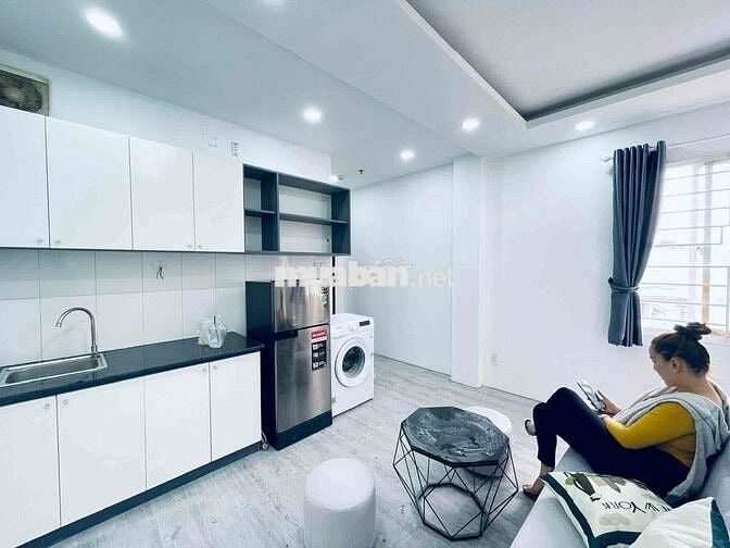 GĐ Chuyển Ra Nhà Riêng Pass Gấp CHDV 2PN 60m2 Q5. HỖ TRỢ CỌC 2TR