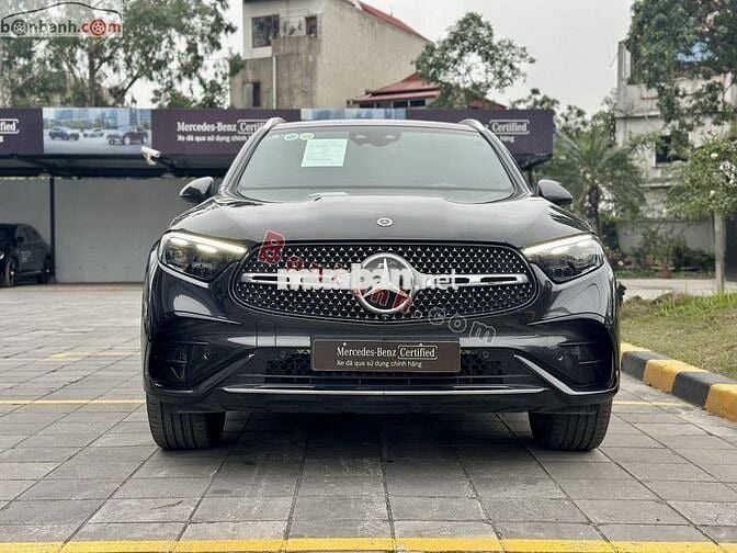 GLC 300 4Matic màu Đen/Đen Đăng ký lần đầu 9/2024
