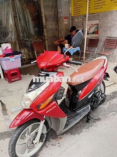 Click 2008 đẹp.Bstp máy mạnh êm không hú gọn gàng.