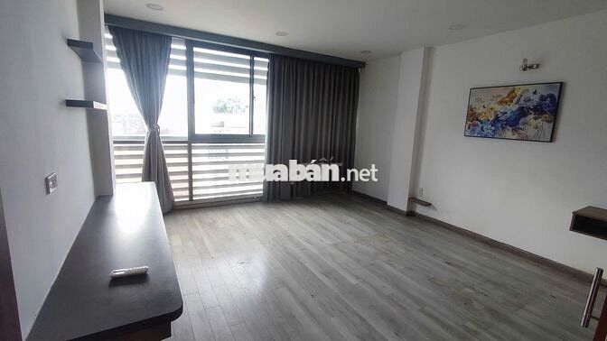 Bán nhà MT Trần Hưng Đạo Q.5, DTSD 219m2, 5 tầng, có thang máy