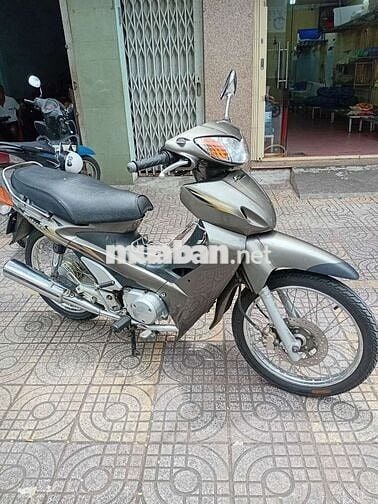 Future 2001 mới.đẹp.máy êm chưa chẻ máyít hao xăng