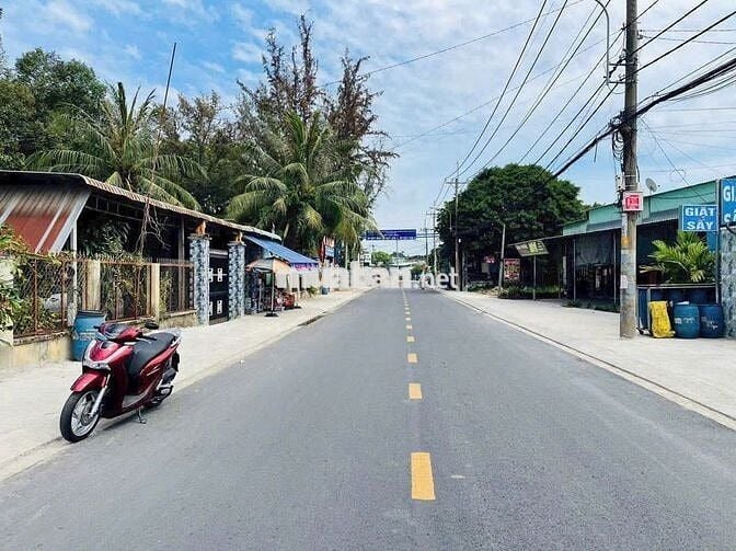 Cách QL22 400m Bán Gấp Miếng Đất Vuông Vức 7x27 full TC 630tr, SHR
