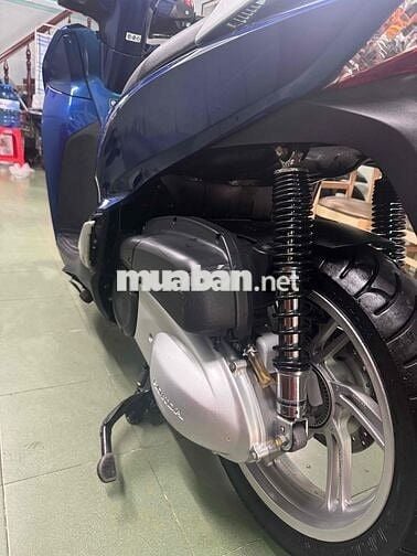 Sh300i zin keng chạy bao kĩ từ lúc mới mua