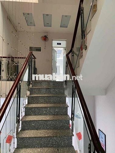 Cho thuê nhà nguyên căn mặt tiền P. Tân Quý, Q. Tân Phú