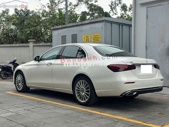 Mercedes E 200 Exclusive V1 2023