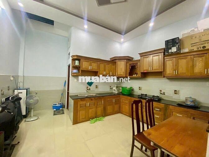 NHÀ ĐẸP📍TRUNG TÂM BÌNH TÂN-SÁT Q6...5PN5WC..XE HƠI VÔ NHÀ..NGANG 4x15m