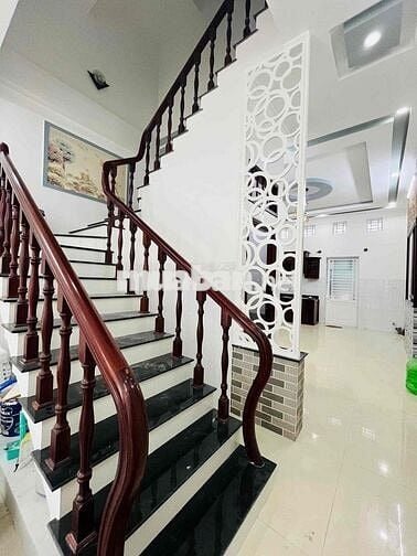 🌻CHO THUÊ NHÀ TRỆT 2 LẦU MỚI ĐẸP KDC HƯNG PHÚ
