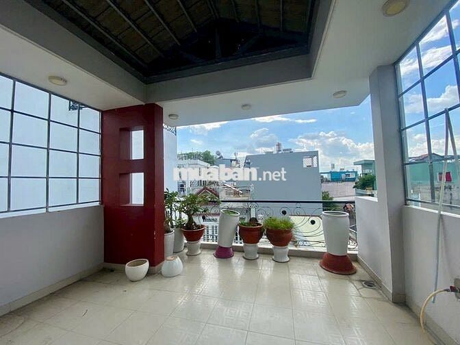 NHÀ ĐẸP📍TRUNG TÂM BÌNH TÂN-SÁT Q6...5PN5WC..XE HƠI VÔ NHÀ..NGANG 4x15m