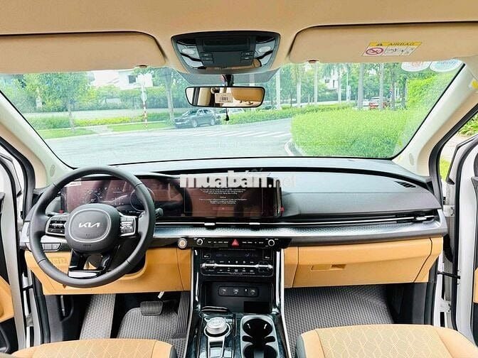 Kia Carnival Premium 2.2D 8S 2023 - Siêu Lướt