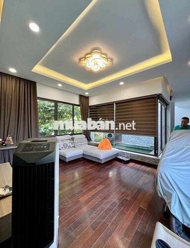 BIỆT THỰ SÂN VƯỜN SIÊU ĐẸP, 2PN, FULL NỘI THẤT, SÁT BIỂN MỸ KHUÊ