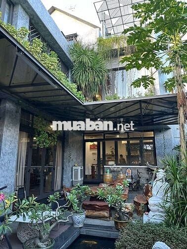 BIỆT THỰ SÂN VƯỜN SIÊU ĐẸP, 2PN, FULL NỘI THẤT, SÁT BIỂN MỸ KHUÊ