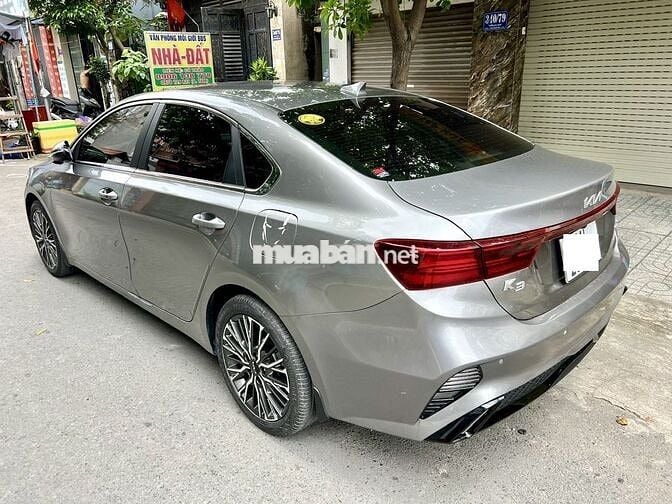 KIA K3 2.0 PREMIUM 2021 XE GIA ĐÌNH ÍT ĐI VAY 70%