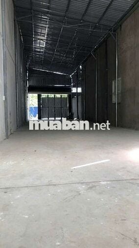 Cho thuê kho ngay trung tâm hành chính dĩ an