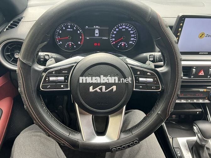 KIA K3 2.0 PREMIUM 2021 XE GIA ĐÌNH ÍT ĐI VAY 70%