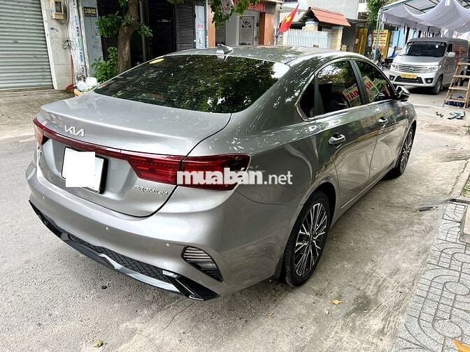KIA K3 2.0 PREMIUM 2021 XE GIA ĐÌNH ÍT ĐI VAY 70%
