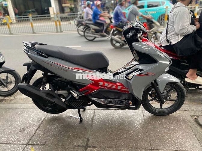 Honda air blade 125 4val 2024 mới 90% Bstp chính c