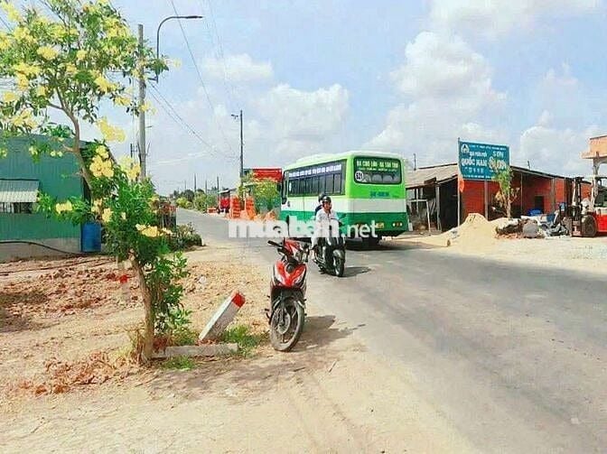 Hàng Vip, 377m2 đất thổ cư đường nhựa giá chỉ 1.29 tỷ