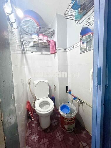 Bán Nhà mặt tiền đường đang kinh doanh buôn bán tạp hoá có thu nhập